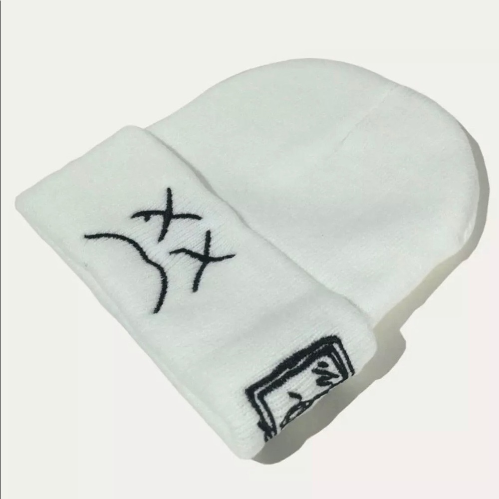 Mens White Embroidery Cuffed Beanie